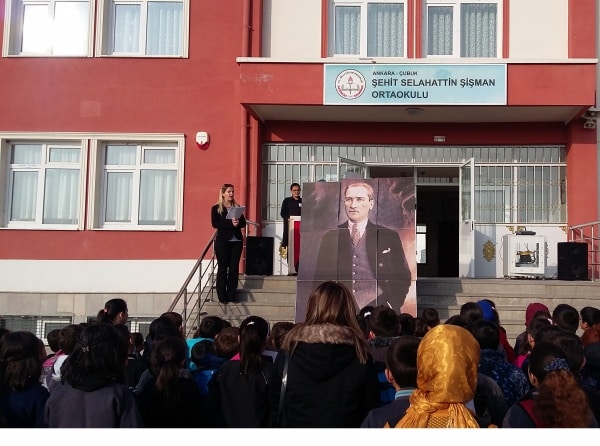 10 Kasım Atatürk´ü anma günü ve Atatürk haftası